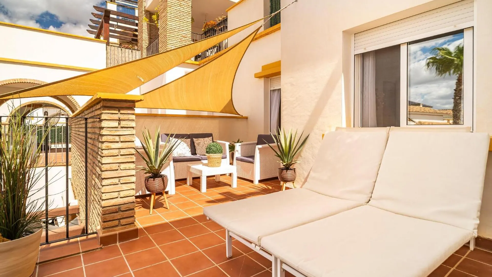 2 Bedroom Beautiful Apartment In Vera
